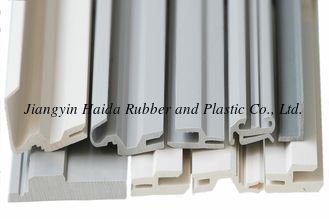 China PP, ABS Extrudierte Kunststoffteile Kunststoffrahmen für Kühlbehälter fournisseur